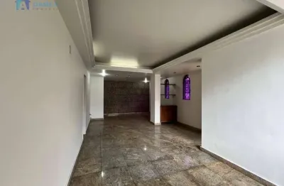 Classe a imóveis apresenta: casa espaçosa e completa no coração eucarístico