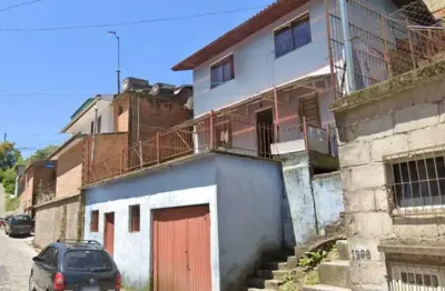 Ferreira negócios imobiliários vende	casa em caxias do sul bairro kayser