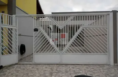 Casa com 2 quartos à venda na Rua Altamiro Mathias Goes, 112, Jardim Santa Paula, Guarulhos