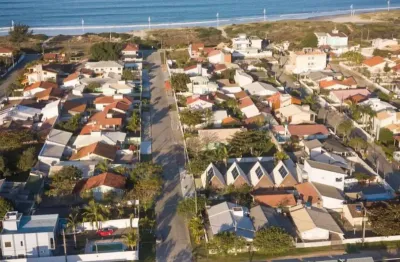 Sobrado/ aluguel de temporada r$ 1.100, por dia!  100m. upa e posto policial-250m do mar!