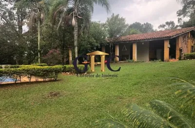 Vendo  sítio em salto de pirapora/sp - bairro do juncal
sítio com 5,6 alqueires - documentação 100%
