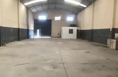 Galpão para locação em itaboraí, centro, 1 banheiro