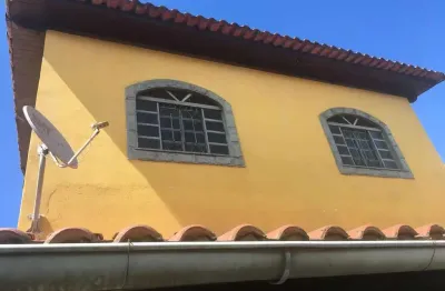 Casa para Locação em Itaboraí, Centro, 3 dormitórios, 1 banheiro, 1 vaga