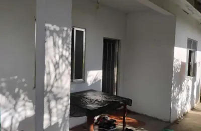 Casa para Venda em Itaboraí, Centro (Manilha), 2 dormitórios, 2 banheiros, 1 vaga