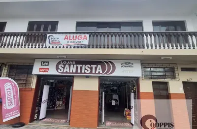 Apartamento com 4 quartos para alugar na Avenida Doutor Victor do Amaral, 605, Centro, Araucária