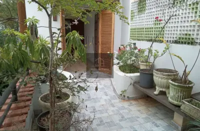 Casa Assobradada, Conjunto Residencial Morada do Sol - São Paulo