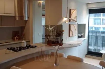 Apartamento Decorado com 2 Suítes, Andar Alto e Varanda Gourmet