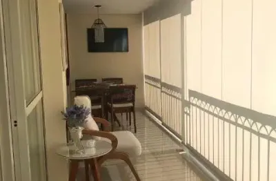Imóvel de luxo na Mooca: Apartamento de 3 suítes, 3 vagas na garagem e 156m² - São Paulo-SP