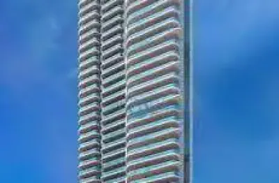 Repasse andar alto, torre mais alta de fortaleza frente mar