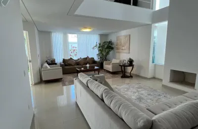 Linda casa a venda na vl oliveira em mogi das cruzes
