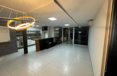 Lindo sobrado a venda no bella citta fazenda rodeio em mogi das cruzes.