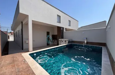 Casa com piscina a venda em itanhaém, aceita minha casa minha vida.