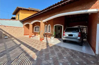 Casa chamosa 2 quadras da praia do cibratel 1 - itanhaém/sp
