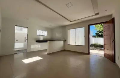 Casa plana para venda em cabo frio, vila do peró, 2 dormitórios, 1 banheiro, 3 vagas