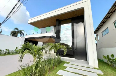 Belíssima casa recém construída com muito espaço interno em condomínio fechado