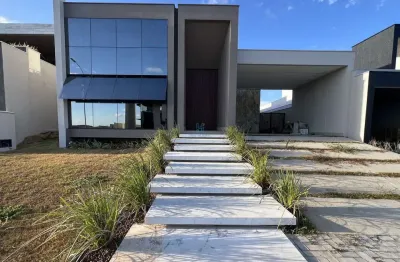 Casa em condomínio fechado com 4 quartos à venda na estrada para pium, 3000, cajupiranga, parnamirim por r$ 1.300.000