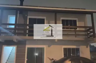 Apartamento semi-mobiliado com 2 quartos e garagem nos ingleses do rio vermelho