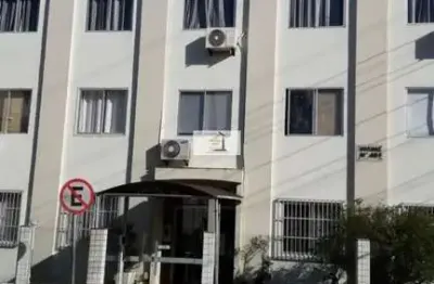 Apartamento com 3 quartos para alugar na Rua Koesa, 461, Kobrasol, São José