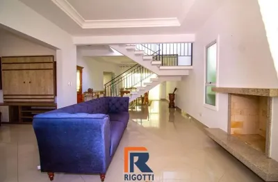 Casa 4 dormitórios com piscina em condomínio fechado no urbanova