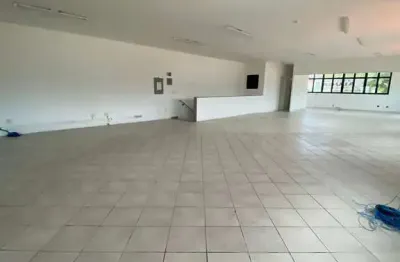 Prédio para alugar na Rua Onze de Fevereiro, Cidade Vargas, São Paulo