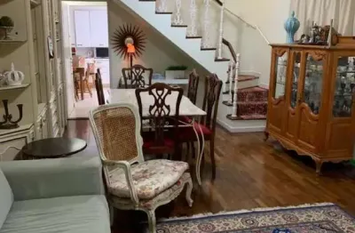 Casa com 3 quartos para alugar na Rua Breno Ferraz do Amaral, Vila Firmiano Pinto, São Paulo