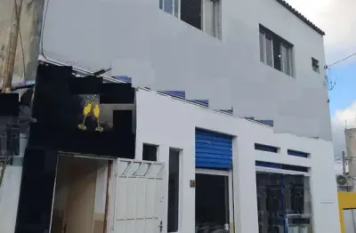 Prédio à venda na Rua Tapaxanas, Piraporinha, Diadema