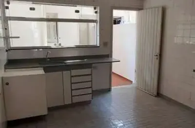 Casa com 2 quartos à venda na Rua Maranjaí, Vila Monumento, São Paulo