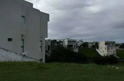 Terreno em condomínio fechado à venda na Rua Caraíva, Alphaville (Abrantes), Camaçari