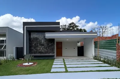 Casa no condominio terras alphaville camaçari - casa terrea