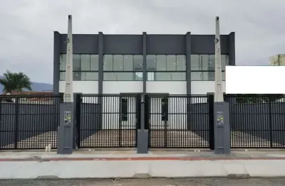 Casa com 2 quartos à venda na Rua São Firmino, Vila Nova, Joinville