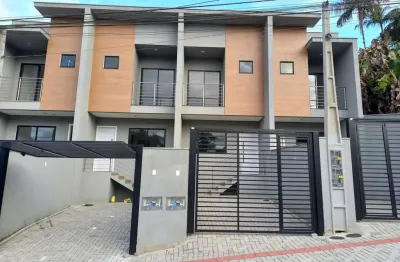 Casa com 2 quartos à venda na Avenida Antônio Ramos Alvim, Floresta, Joinville