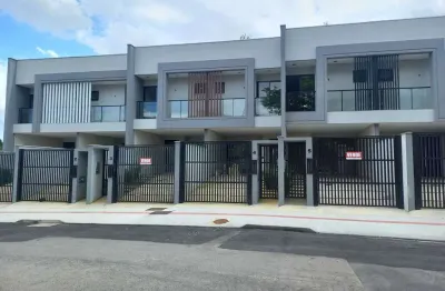Sobrado à venda no bairro bom retiro - joinville/sc