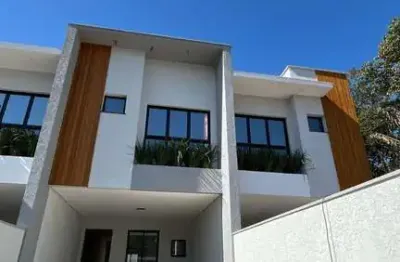 Sobrado à venda no bairro bom retiro - joinville/sc