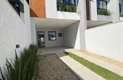 Sobrado à venda no bairro bom retiro - joinville/sc