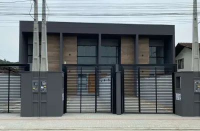 Sobrado à venda no bairro boehmerwald - joinville/sc