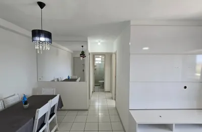 Apartamento de 2 quartos, 1 suíte, varanda, no Condomínio Città de Lauro de Freitas.