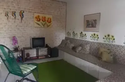 Casa à venda 2 quartos com 1 banheiro , 3 vagas para veiculo caminho de búzios, cabo frio, rj