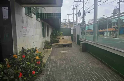 Apartamento padrão para locação, 2 quartos, com armários , 1 vaga de garagem  centro, cabo frio, rj