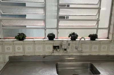 Casa com 3 quartos para alugar na Rua Tomé de Souza, 536, Vila Alzira, Santo André