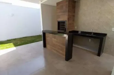 Casa com 3 quartos à venda em laranjeiras, uberlândia  por r$ 890.000