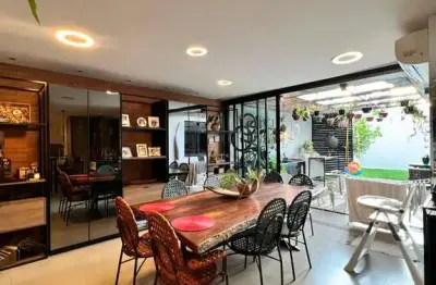 Casa com 3 quartos à venda no jardim karaíba, uberlândia  por r$ 1.500.000