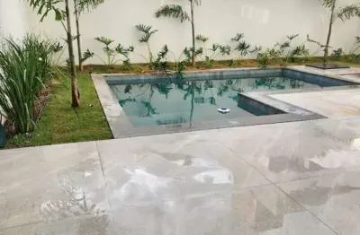 Casa em condomínio fechado com 4 quartos à venda no granja marileusa, uberlândia  por r$ 2.300.000