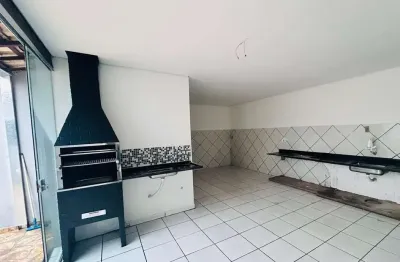 Casa com 3 quartos à venda no santa mônica, uberlândia  por r$ 450.000