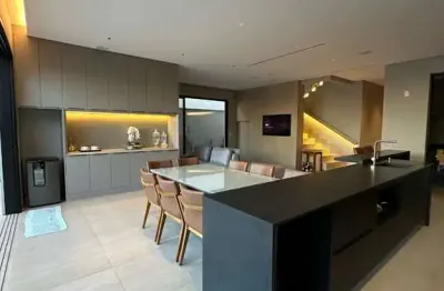 Casa em condomínio fechado com 5 quartos à venda em laranjeiras, uberlândia  por r$ 3.000.000