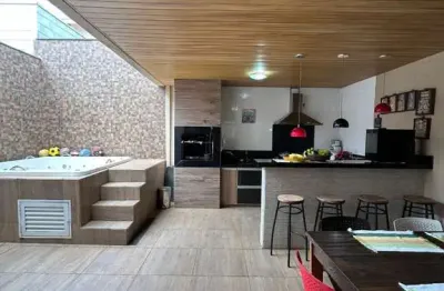 Casa em condomínio fechado com 3 quartos à venda no morada da colina, uberlândia  por r$ 890.000
