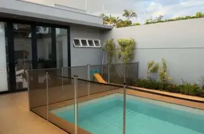 Casa com 3 quartos à venda no umuarama, uberlândia  por r$ 800.000