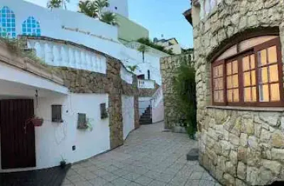 Casa com 4 dormitórios à venda, 362 m² por R$ 2.200.000,00 - Jardim Santa Adelaide - Jundiaí/SP