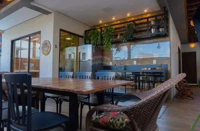 Casa com excelente localização em condomínio sunvillle