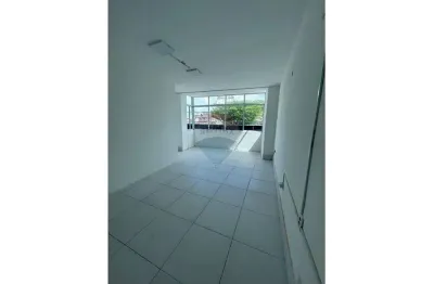 Sala comercial para alugar na Praça Getúlio Vargas, 16, Centro, Santa Rita