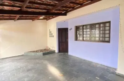 Casa com 3 quartos à venda na Vila Santos, Caçapava 